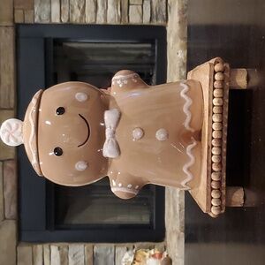 Gingerbread Man Cookie Jar-NWT